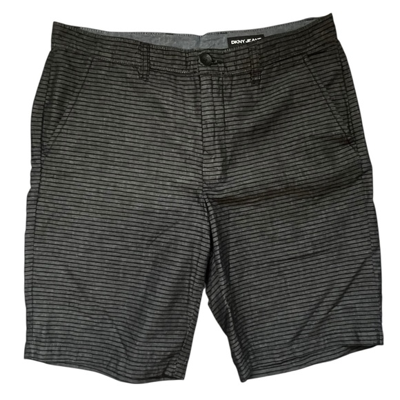 DKNY Men's Charcoal Striped 100% Cotton Shorts NWT 36 - Picture 1 of 5